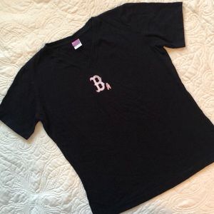 Boston Red Socks Breast Cancer Awareness T-shirt